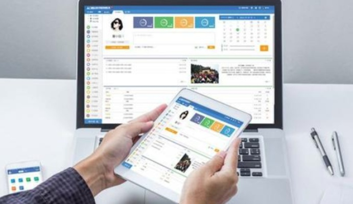 随着科技的飞速发展，移动办公已经成为现代职场人士的必备技能。在手机和电脑上协同工作，选择正确的软件组合至关重要。本文将为您推荐3-5款在手机和电脑上协同工作极佳的软件组合，并详细阐述它们如何通过云同步实现无缝衔接，满足移动办公的需求，同时多次融入关键词怎么下载官方红旗及图版本、高效策略设计Tablet_v5.860，以及红旗软件的下载方法。